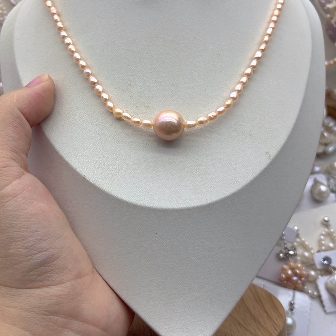 未镶嵌淡水珍珠颈饰