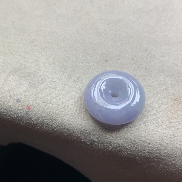 翡翠颈饰未镶嵌吊坠