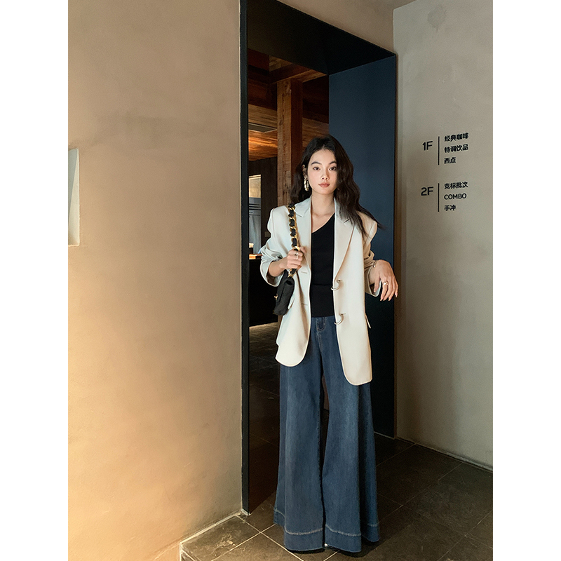 任小艺新品 定制异型D字扣高级感复古简约宽松西装外套女