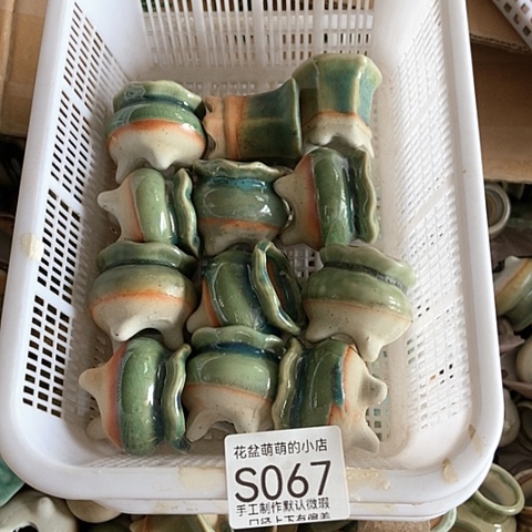 紫砂花盆067微瑕品口径3厘米左右尺寸