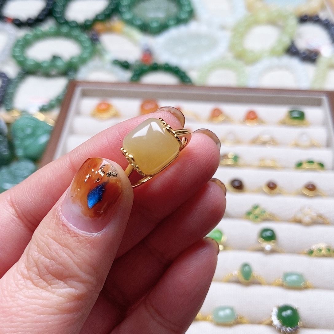 和田玉戒指银S925镶嵌