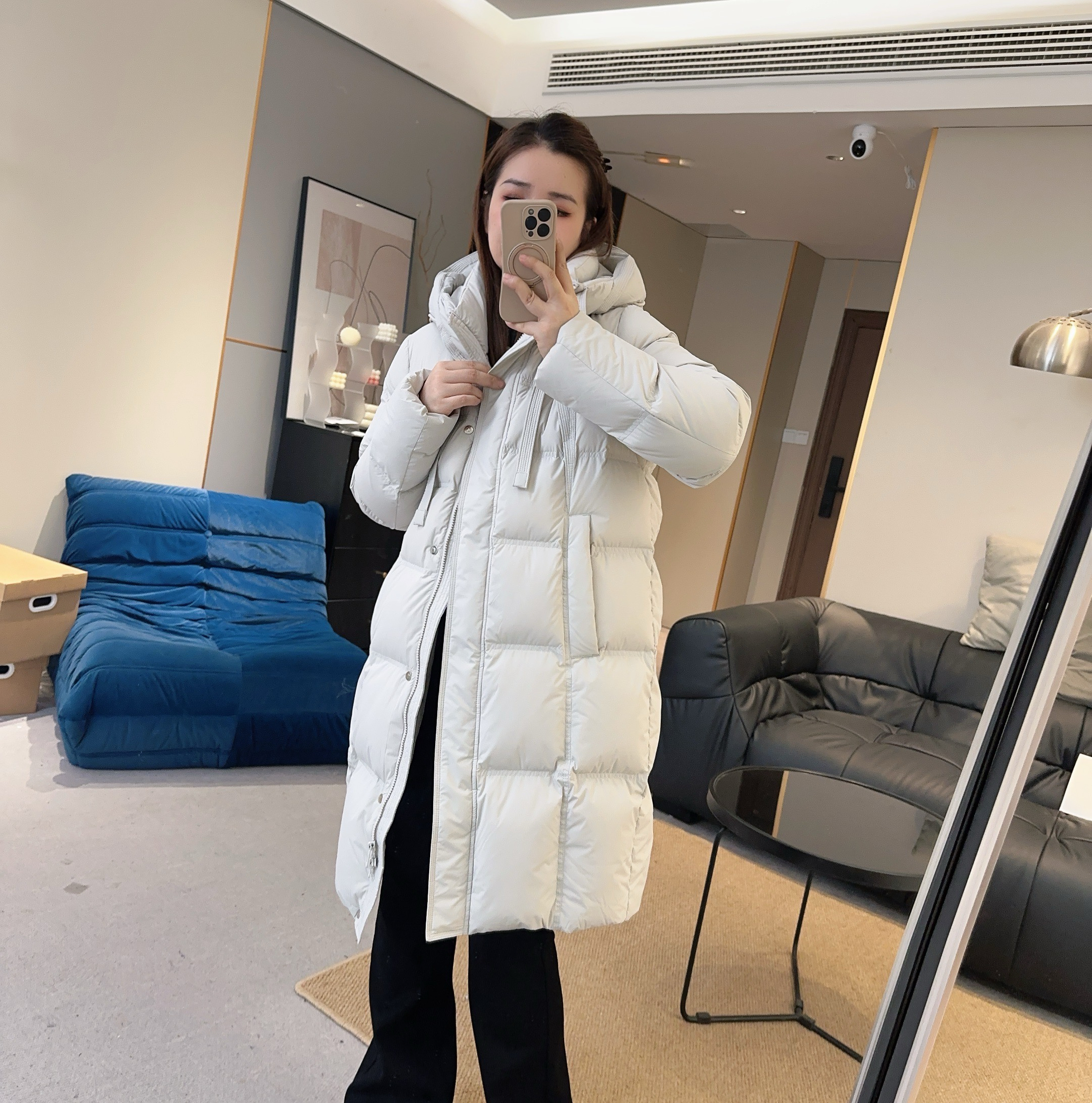 【欧加粒粒】高充绒通勤简约连帽中长款90白鸭绒外套百搭 R25110305