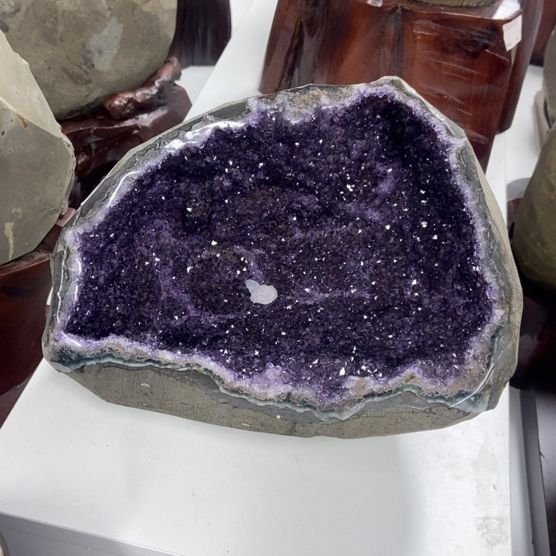 未镶嵌大型摆件（非配饰）紫晶