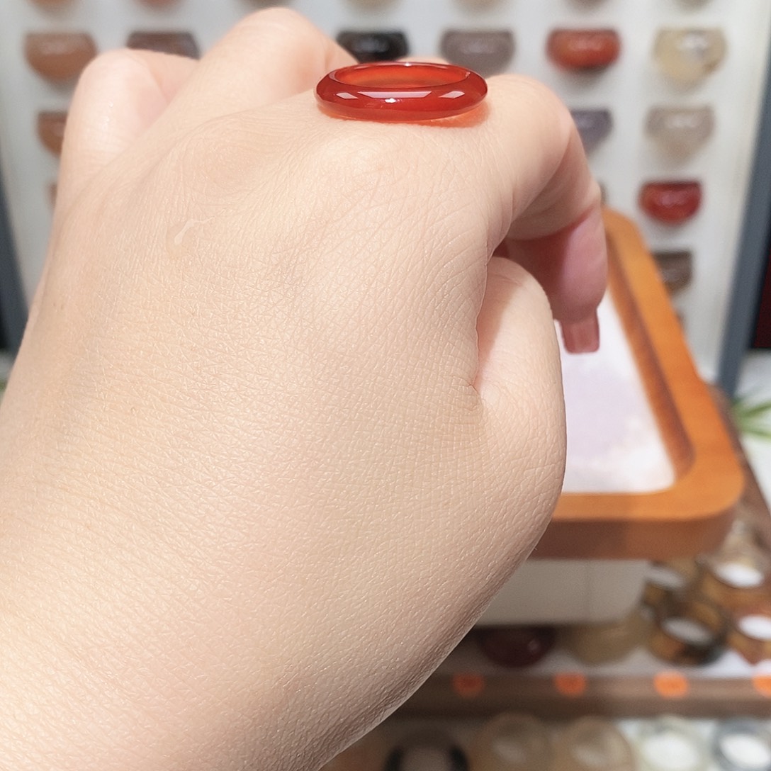 用***6玛瑙/玉髓未镶嵌戒指港15