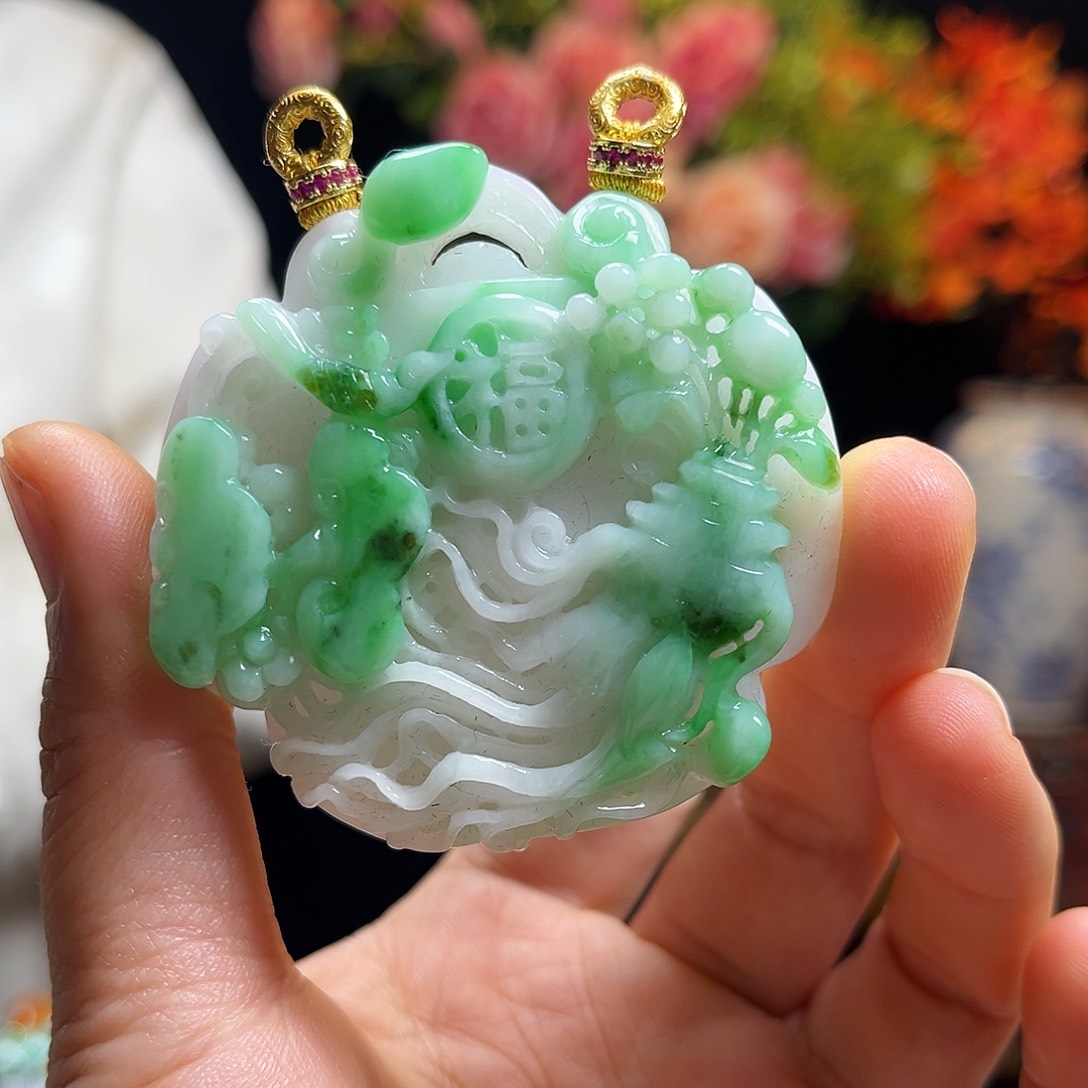 翡翠颈饰未镶嵌天然翡翠