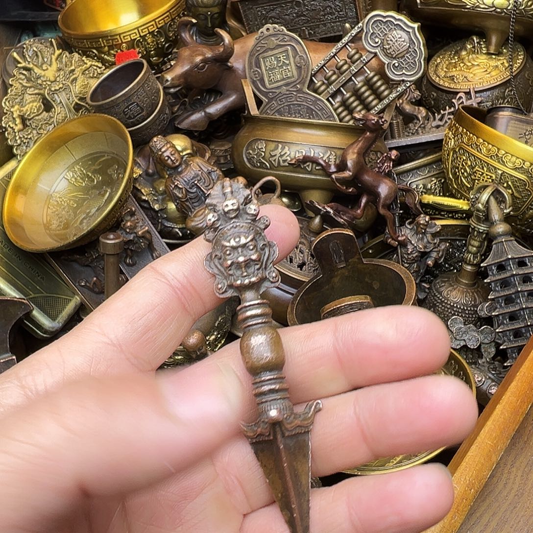 精品铜器，精美文玩