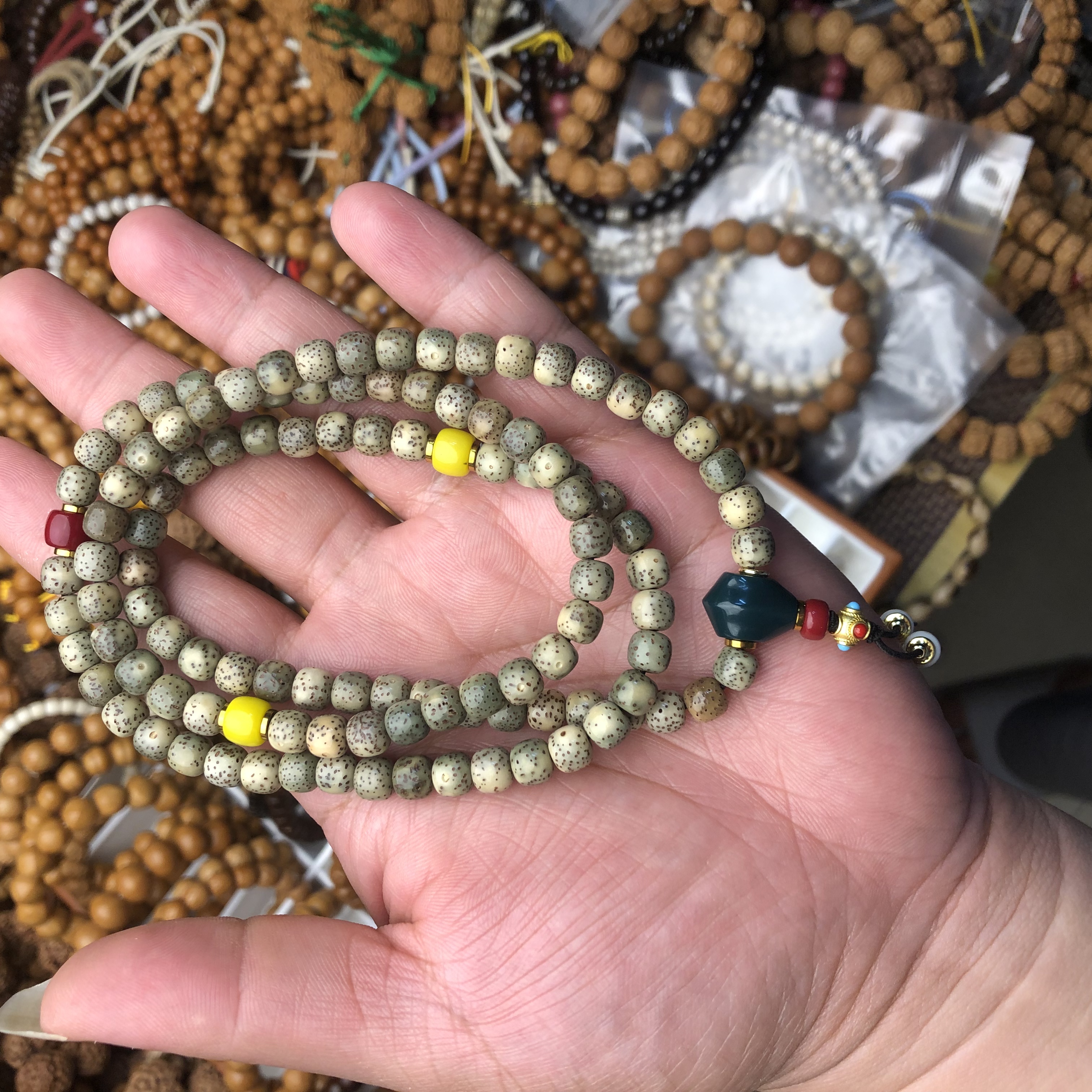 （配饰款7*6星月菩提）海南石玉料108颗佛珠老料子原生态绿幽灵