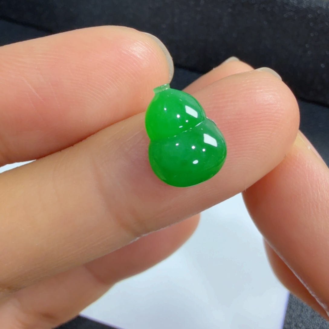 翡翠吊坠(不含链)未镶嵌葫芦