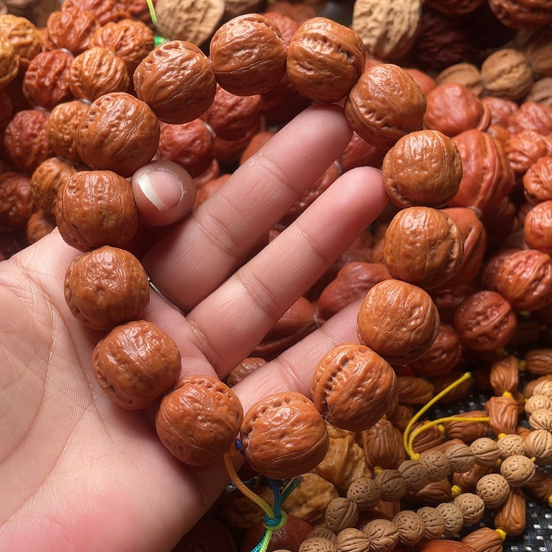 文玩核桃手串光头方墩