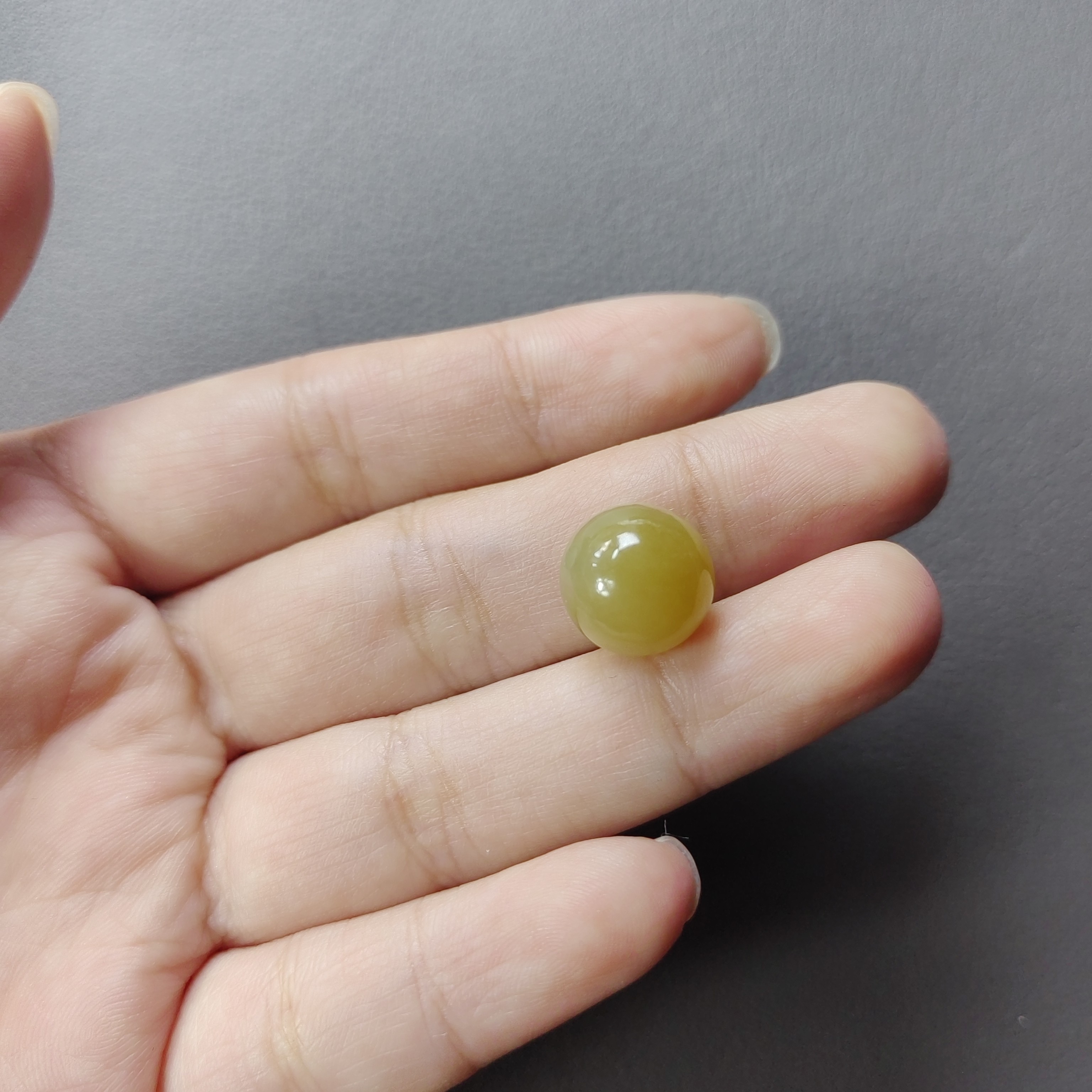 和田玉蜜糖干净细腻高贵典雅时尚配饰素圈纯手工饰品女款