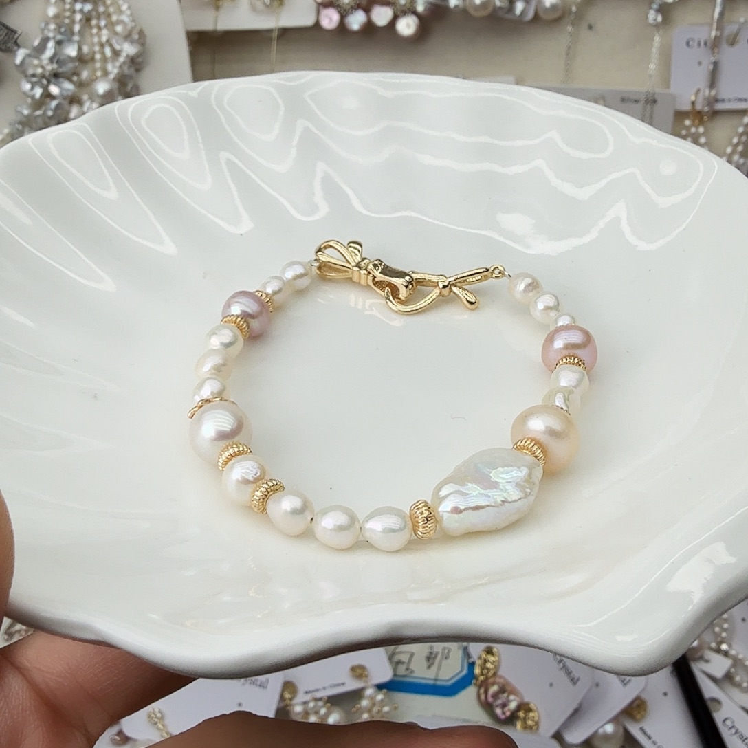 颈饰淡水珍珠未镶嵌