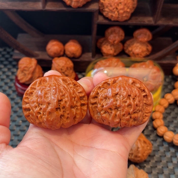 文玩核桃把件龙鼎官帽48