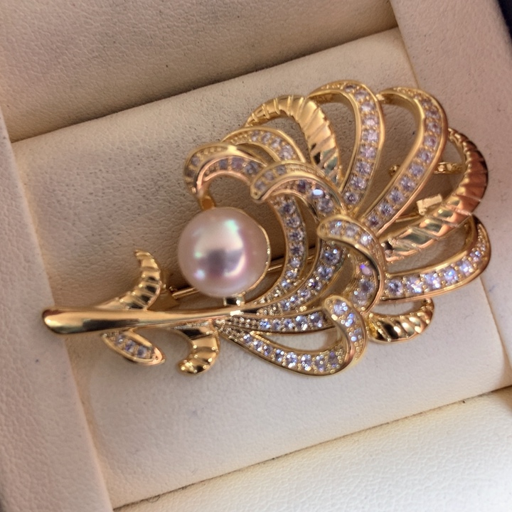 未镶嵌胸饰海水珍珠