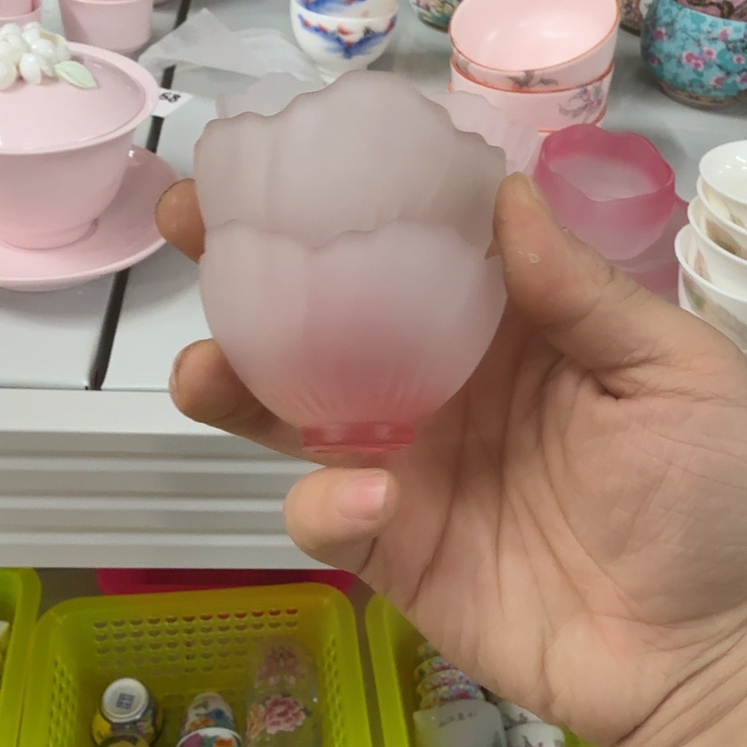 陶摆件粉水晶杯2个