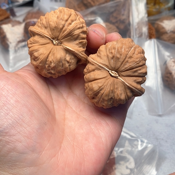 吊坠文玩核桃行**疆南瓜墩