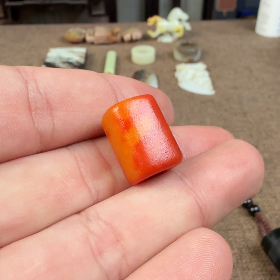 和田玉（糖玉）未镶嵌珠宝半成品田