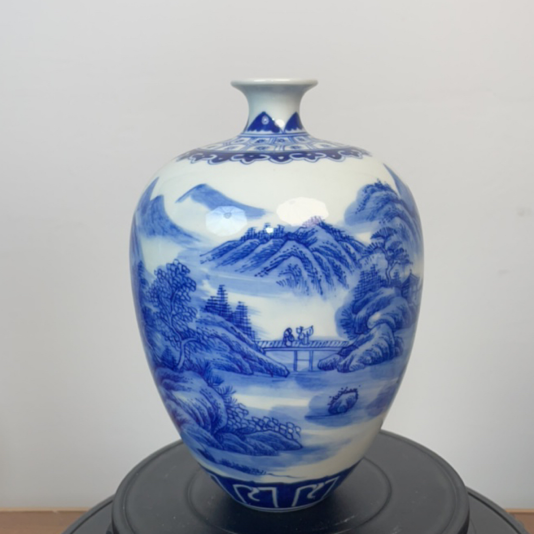 精工仿古工笔山水梅瓶，高19公分，肚13公分