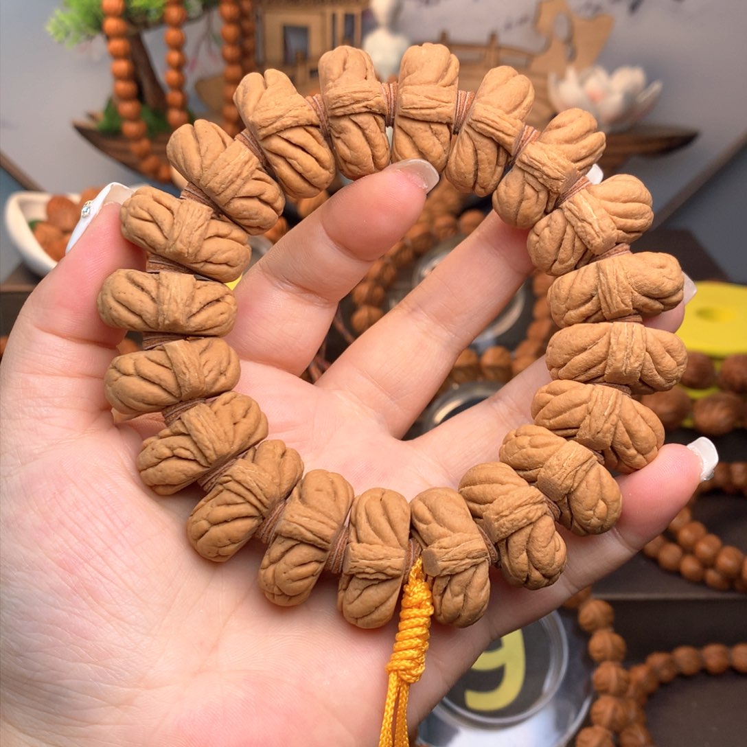 桃核手串有****?矮桩霸王龙26尺寸