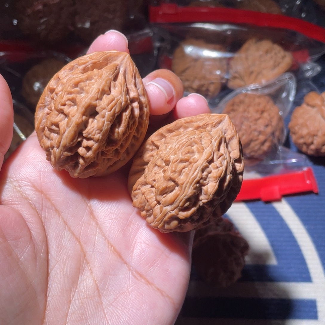 刘****文玩核桃吊坠红锦鲤41