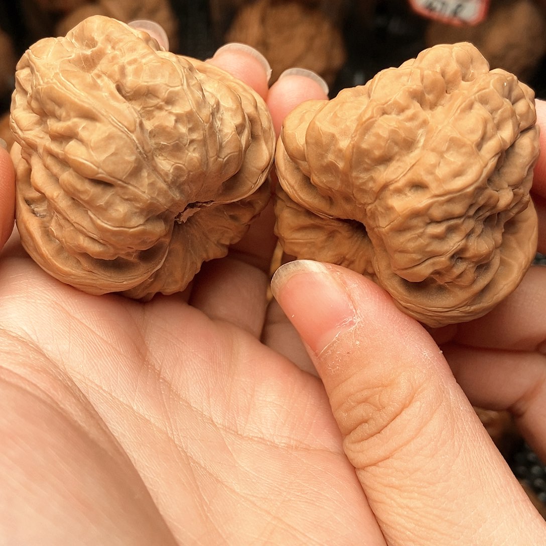 文玩核桃吊坠蛤蟆头核桃精品44