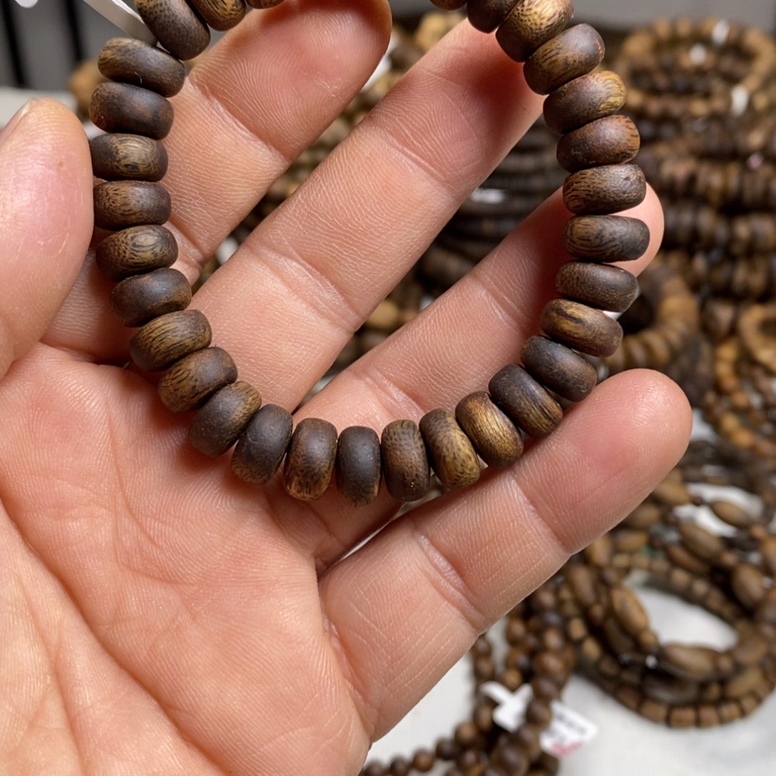 沉香手串虚****心算盘珠单圈手串