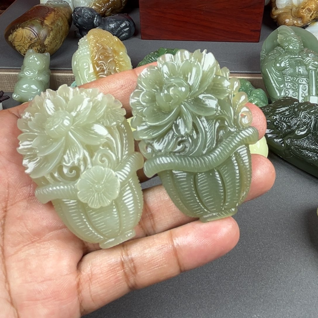 和田玉颈饰未镶嵌用****4