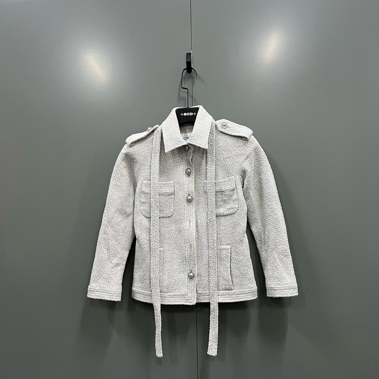 99新 Chanel/香奈儿 zt 银灰色经典珍珠扣外套 36码/203668 