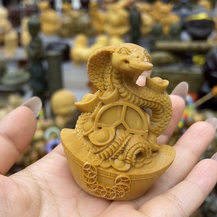 半***酒维腊木（绿檀）黄杨木蛇