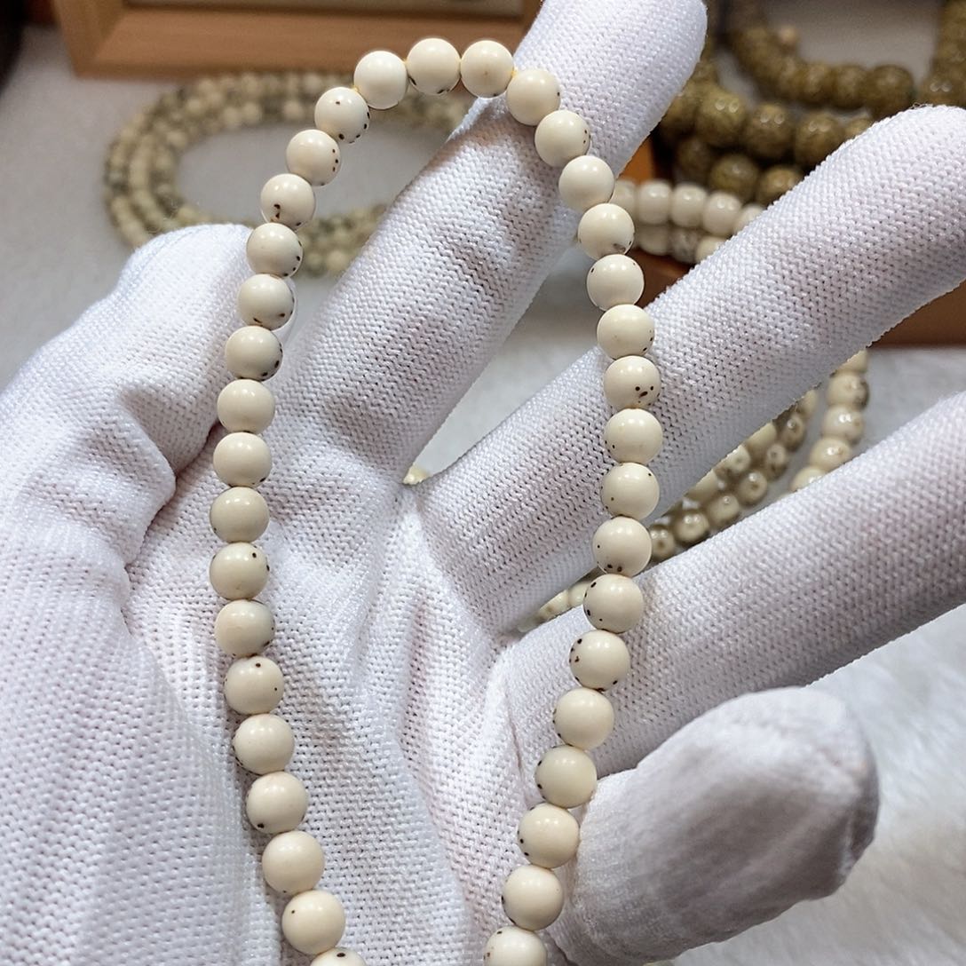 星月菩提手串石玉6圆手持