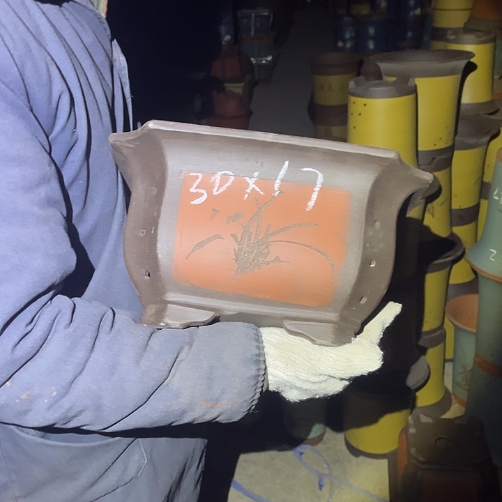 紫砂花盆紫砂花盆和