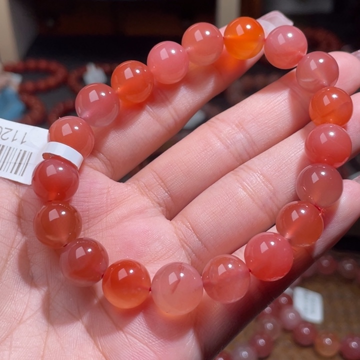 南红玛瑙手串未镶嵌