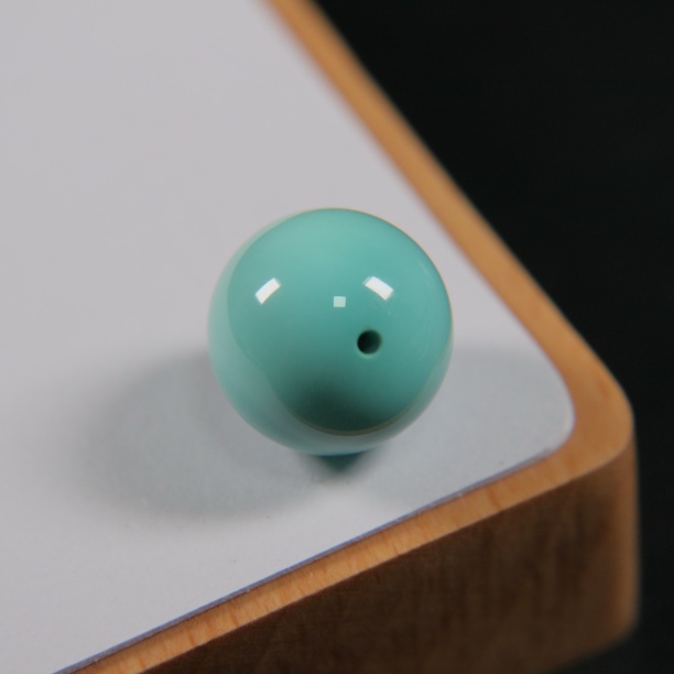 原矿绿松石精品圆珠配珠，直径16mm，重5.62g，瓷釉级干净无白料质！