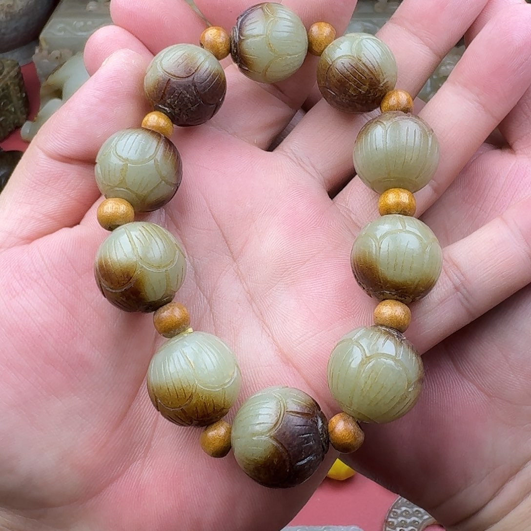 和田玉（糖玉）挂件未镶嵌