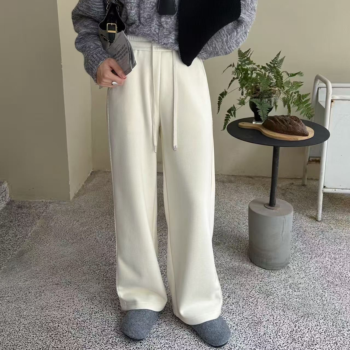 2025年冬季新款加绒加厚百搭时尚显瘦松紧腰窄版直筒裤85151