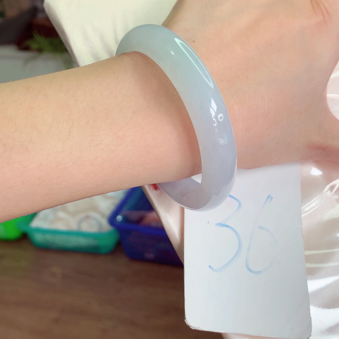 翡翠手镯未镶嵌天然缅甸翡翠A货手镯