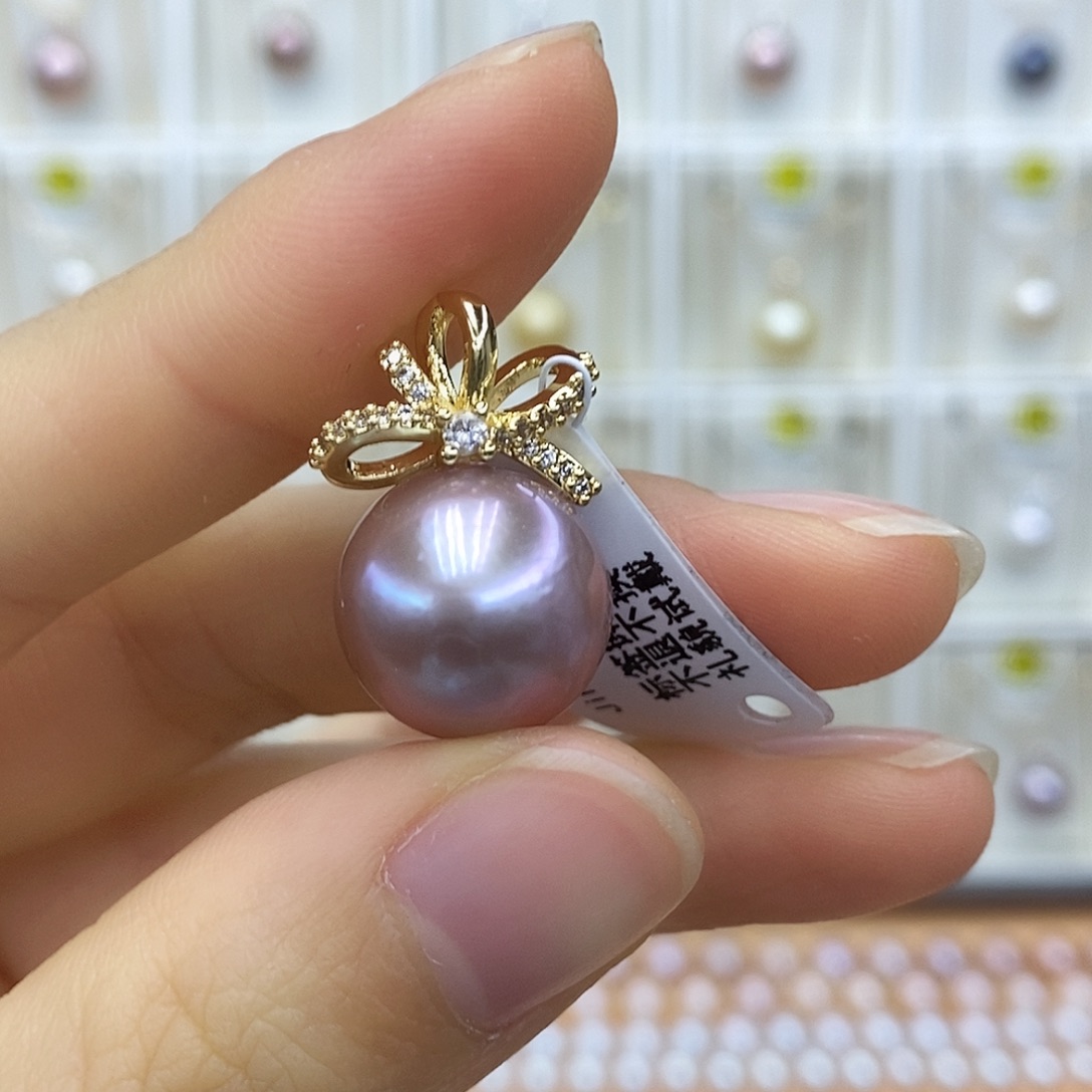 淡水珍珠吊坠(赠链)未镶嵌