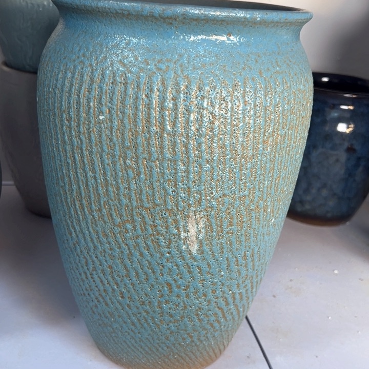 红陶口20高31。。。。。。。。