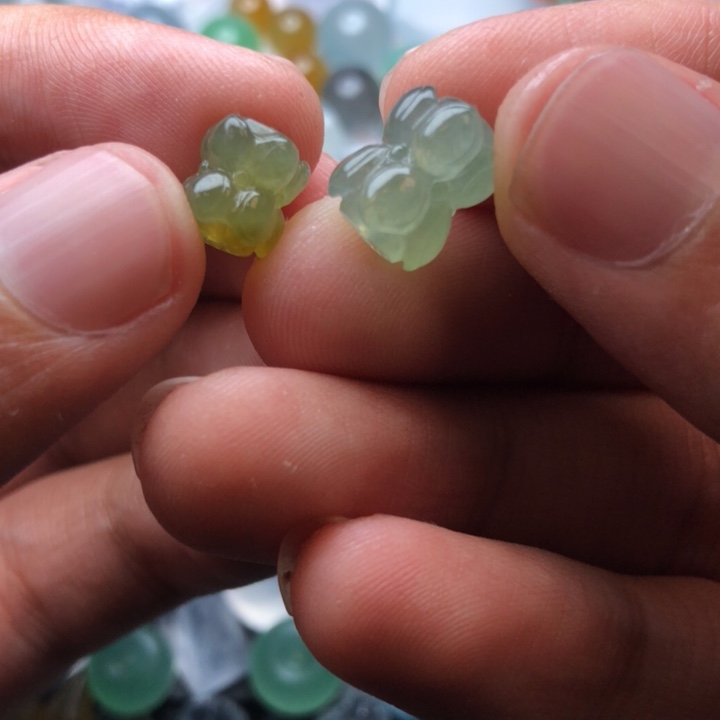 未镶嵌定制翡翠挂件