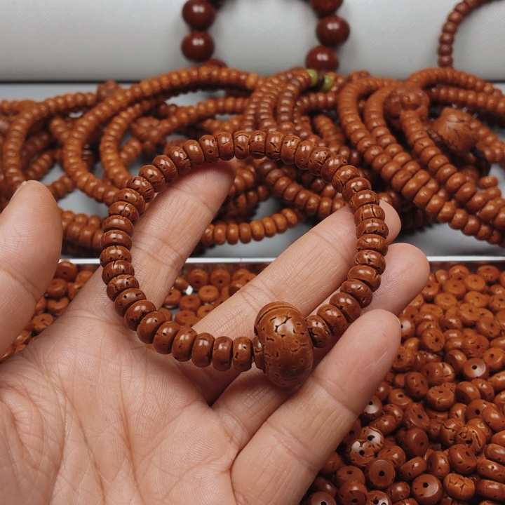 义***天桃核核片4乘8样品44颗