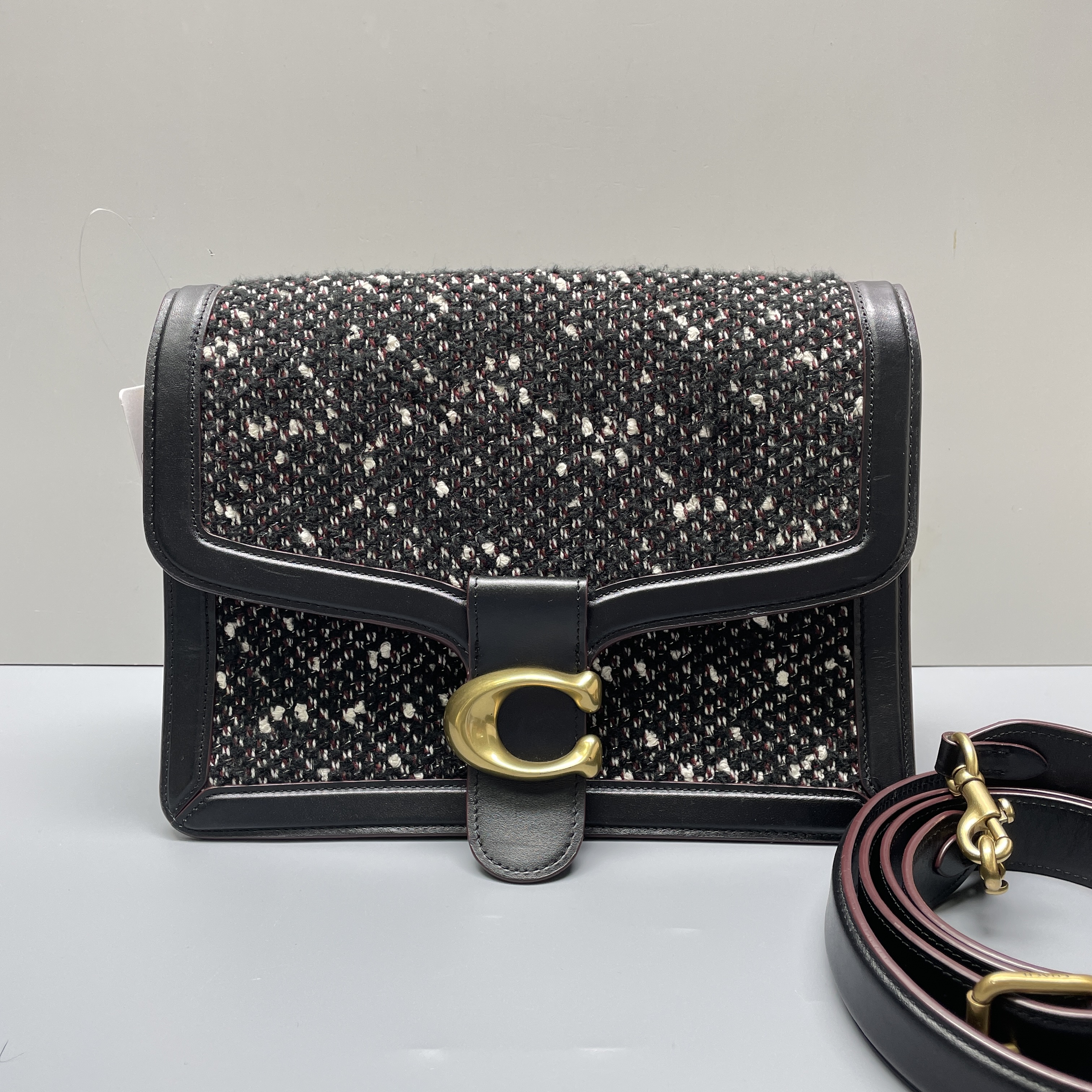 95新 COACH/蔻驰 tabby28黑拼织物单肩斜挎包28*21*12cmE110108