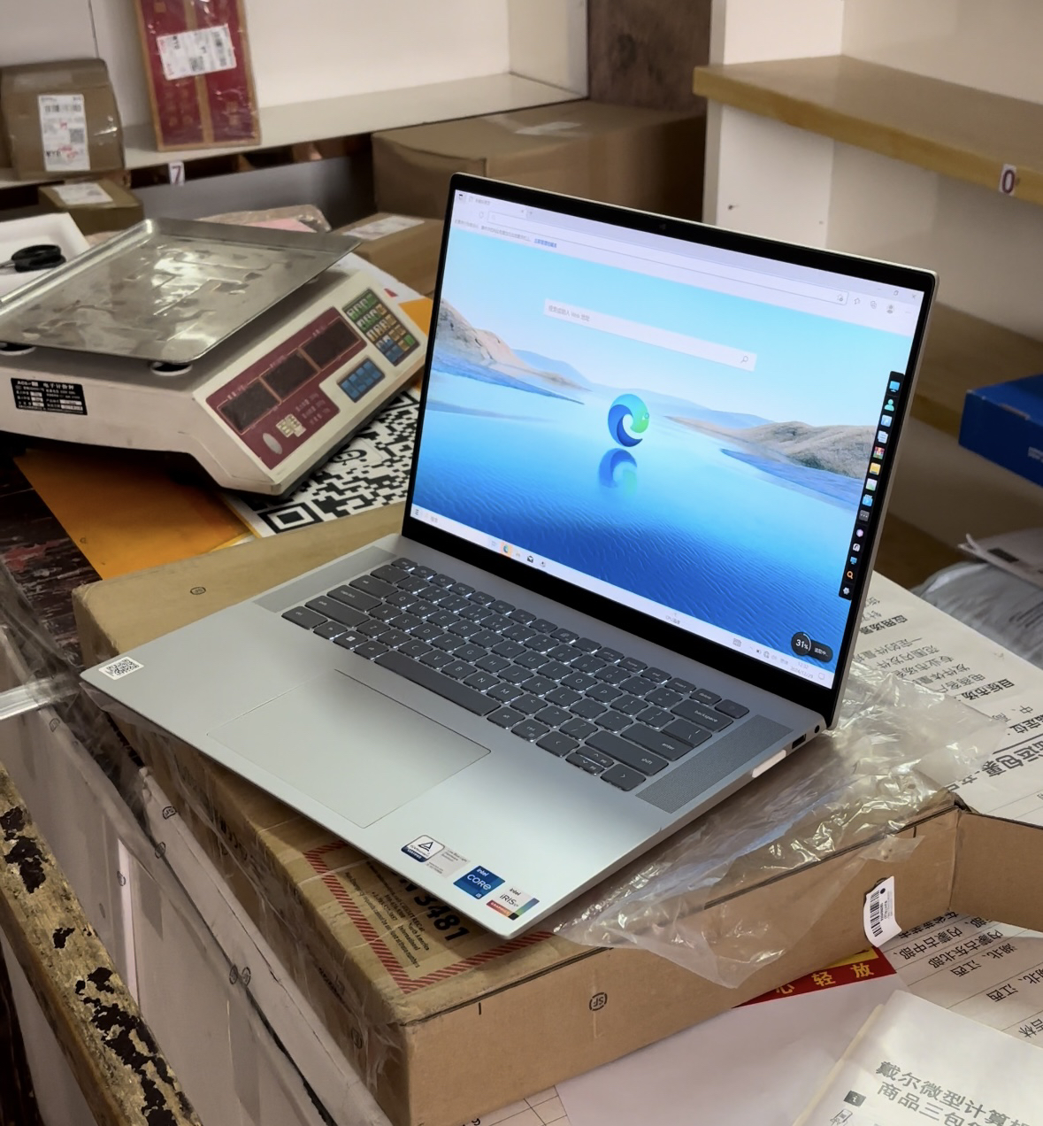 99新 Dell/戴尔 实惠好用16寸大屏i5 1340p 12核 16+512G xe显卡