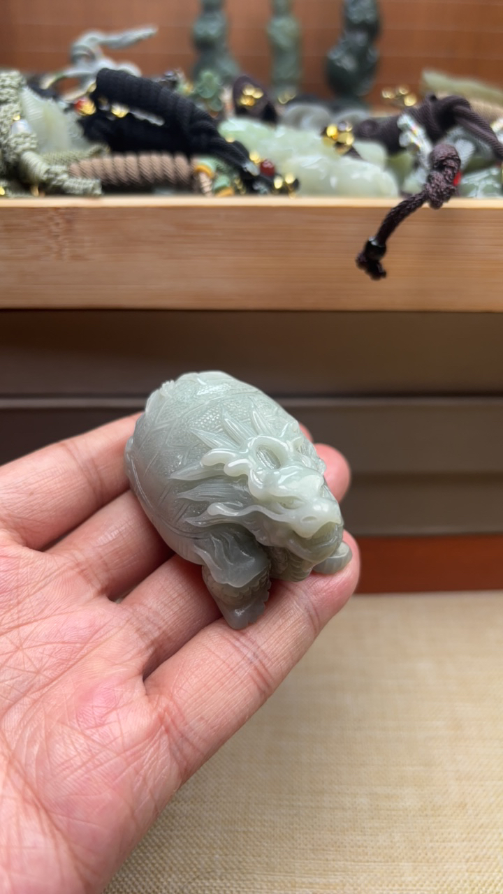 保真和田玉龙龟时尚吊坠百搭精雕礼物拍一发一手工精致气质