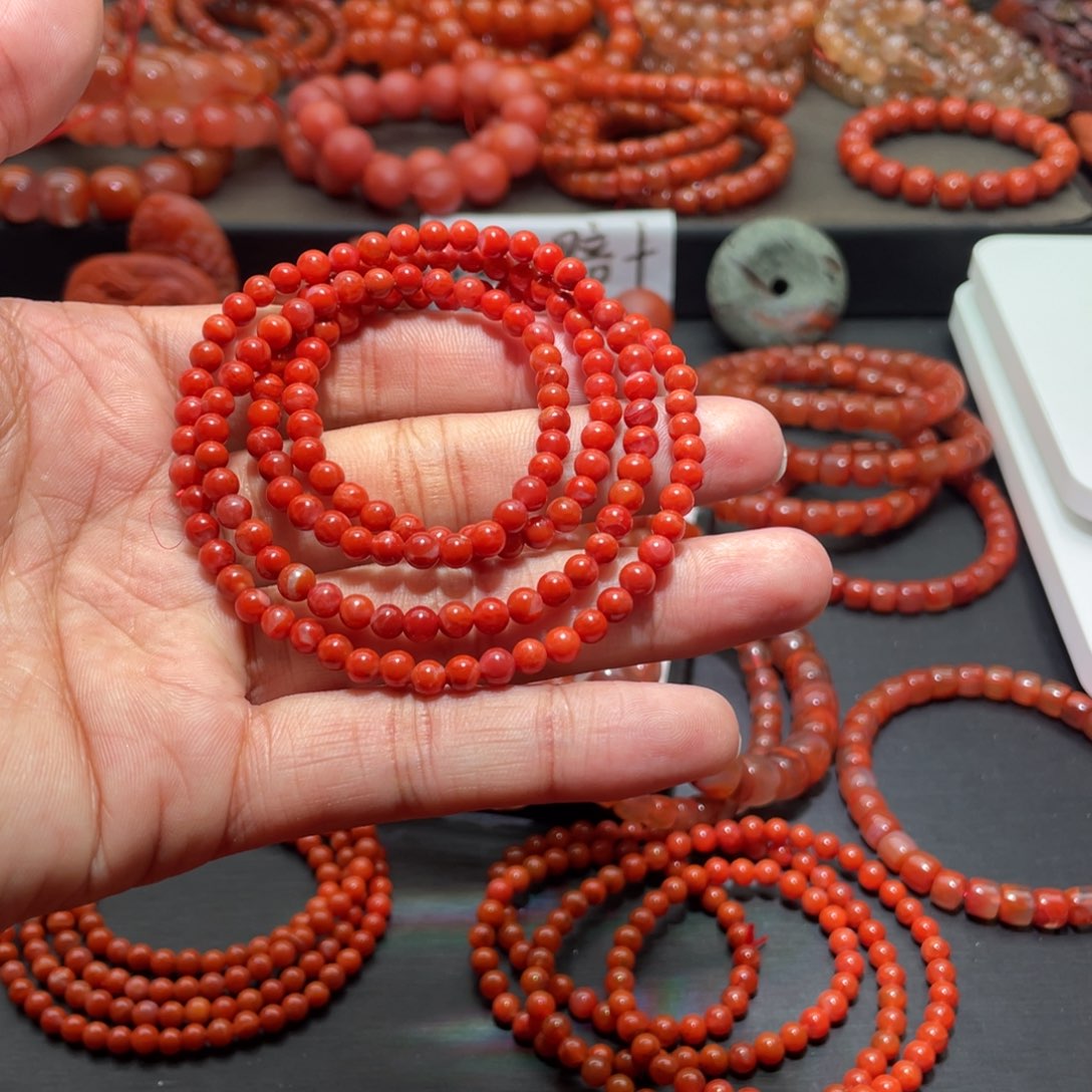 南红玛瑙手链未镶嵌
