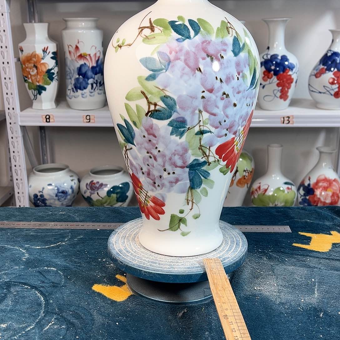 摆件景德镇陶瓷梅紫藤