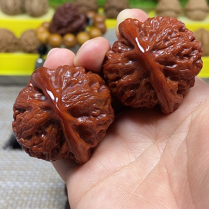 文玩核桃把件宫灯