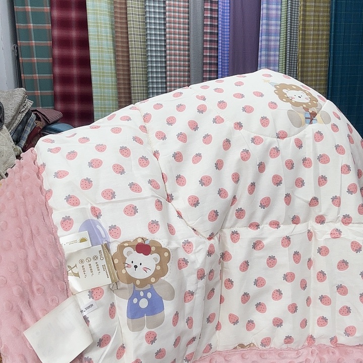 棉1.5米×2米豆豆被小狮子