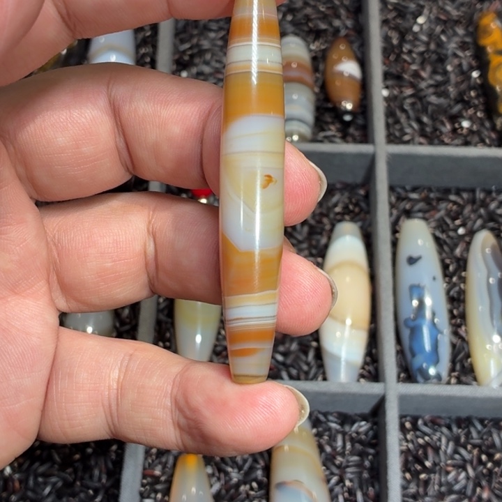 玛瑙/玉髓散珠173