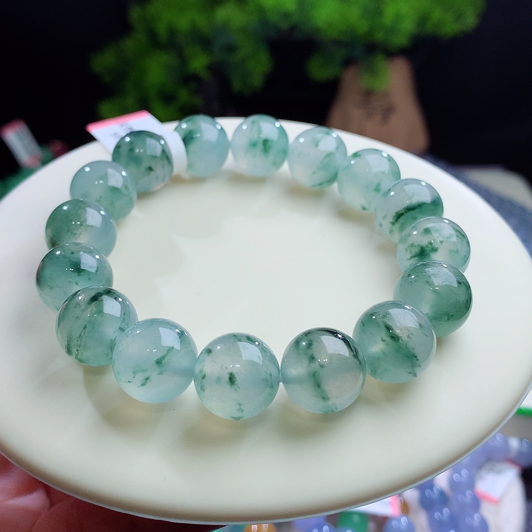 未镶嵌手串翡翠收藏品质！毕业级高冰飘花 均卡13mm