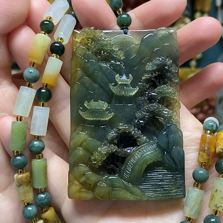 岫玉未镶嵌吊坠(赠链)