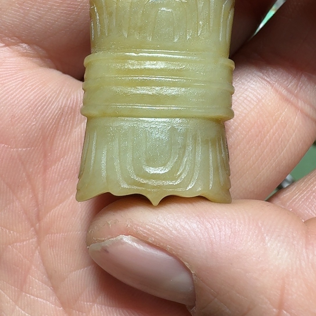 和田玉（糖玉）未镶嵌颈饰